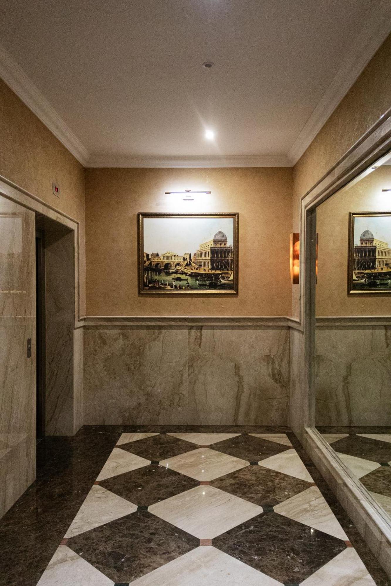 Central Luxury Antique Apartment Warna Exterior foto